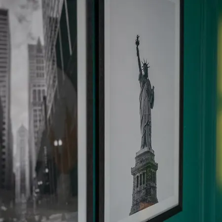 Appartement Blloku Area Modern App - The Nest Tirana