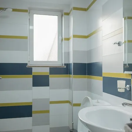 Apartment Blloku Area Modern App - The Nest Tirana