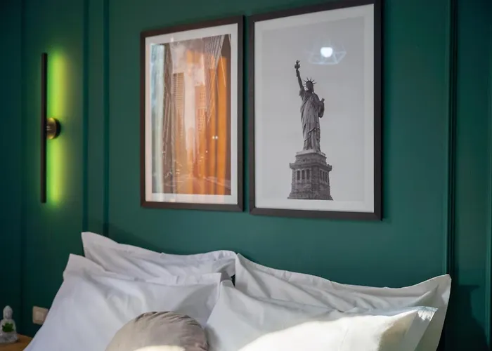 Blloku Area Modern App - The Nest Апартаменты Тирана